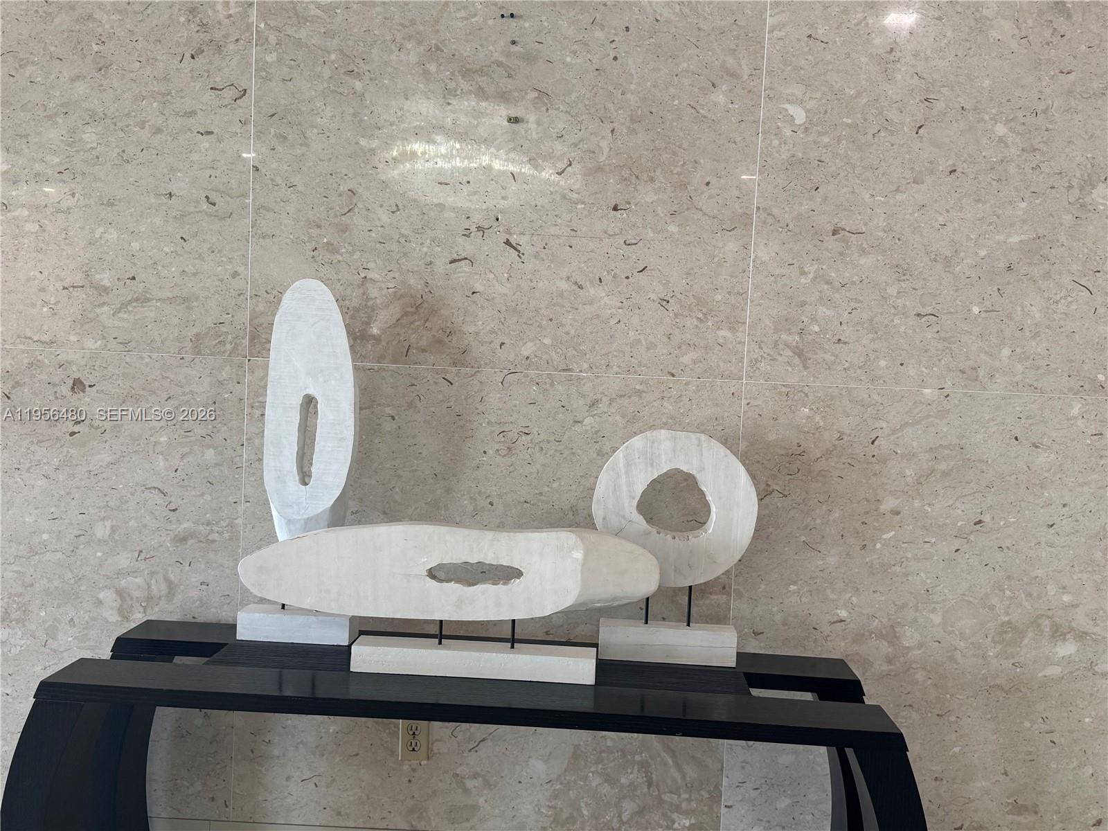 300 Bayview Dr #501 Sunny Isles Beach, FL 33160