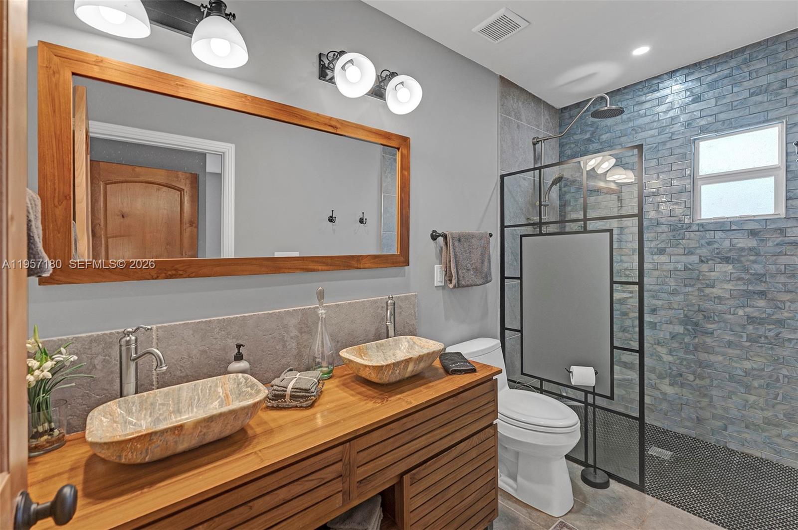 801 SE 7th St Fort Lauderdale, FL 33301