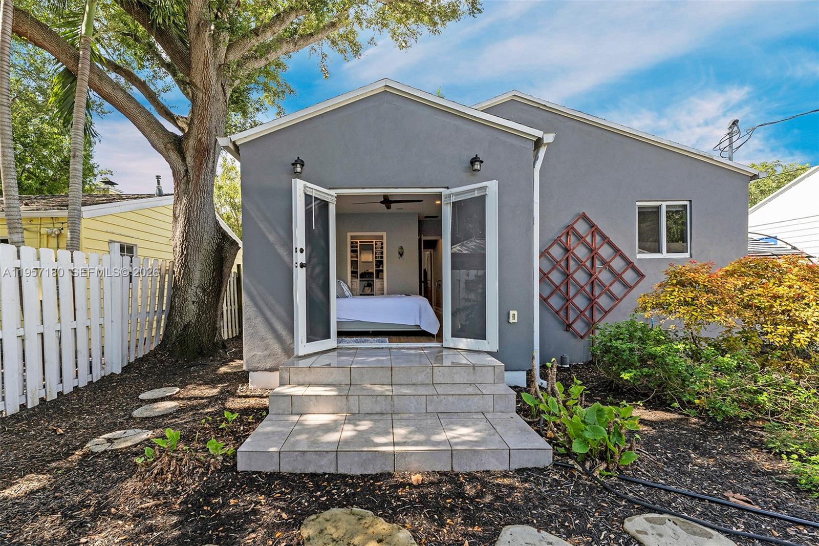 801 SE 7th St Fort Lauderdale, FL 33301