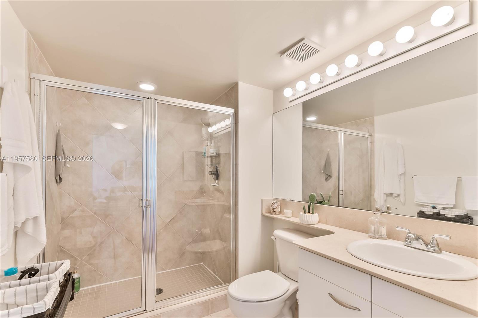 image 2080 Ocean Drive21