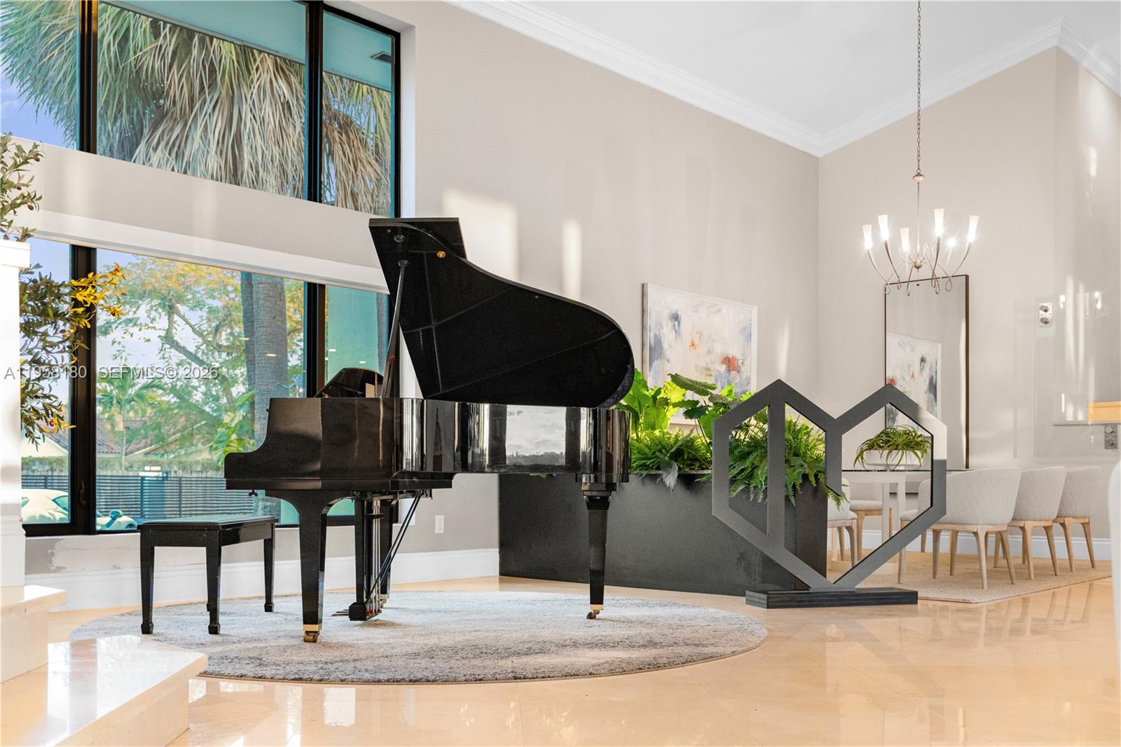 13724 SW 92nd Ct Miami, FL 33176