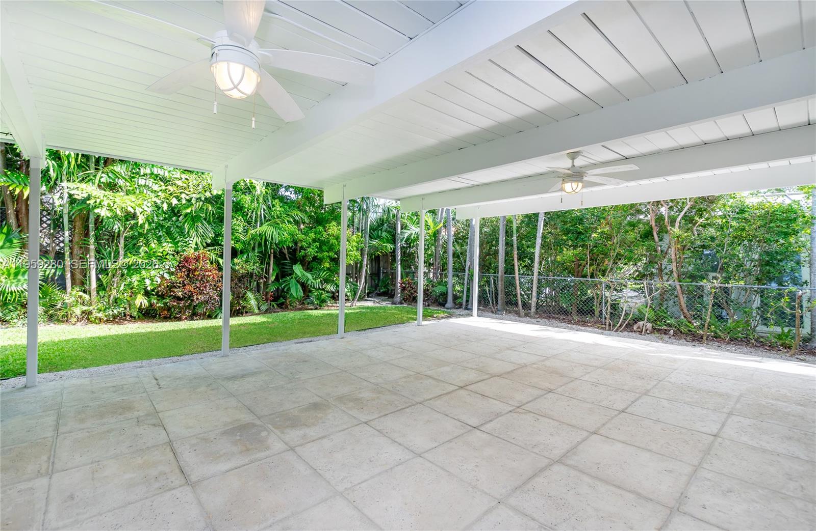 310 Harbor Ct Key Biscayne, FL 33149