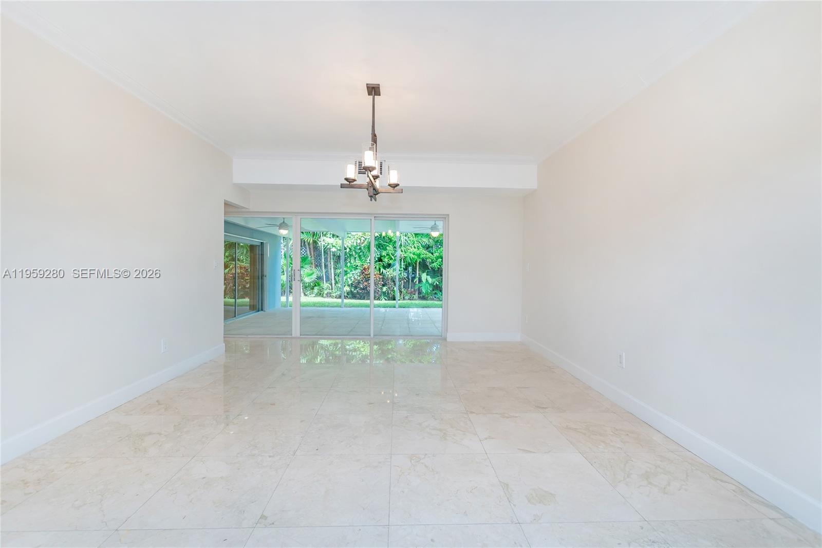 310 Harbor Ct Key Biscayne, FL 33149