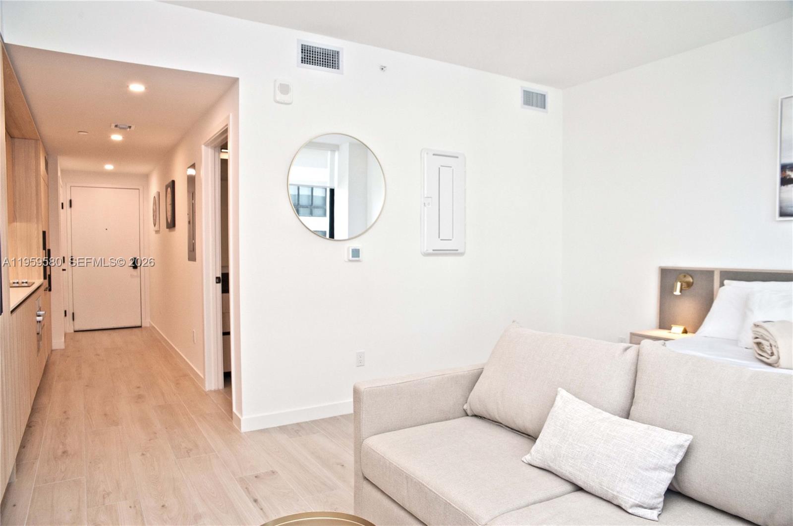 225 N Miami Ave #2306 Miami, FL 33128