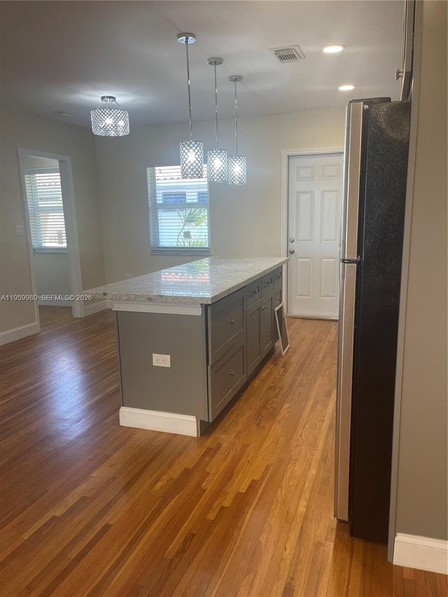 1084 92nd St #3 Bay Harbor Islands, FL 33154