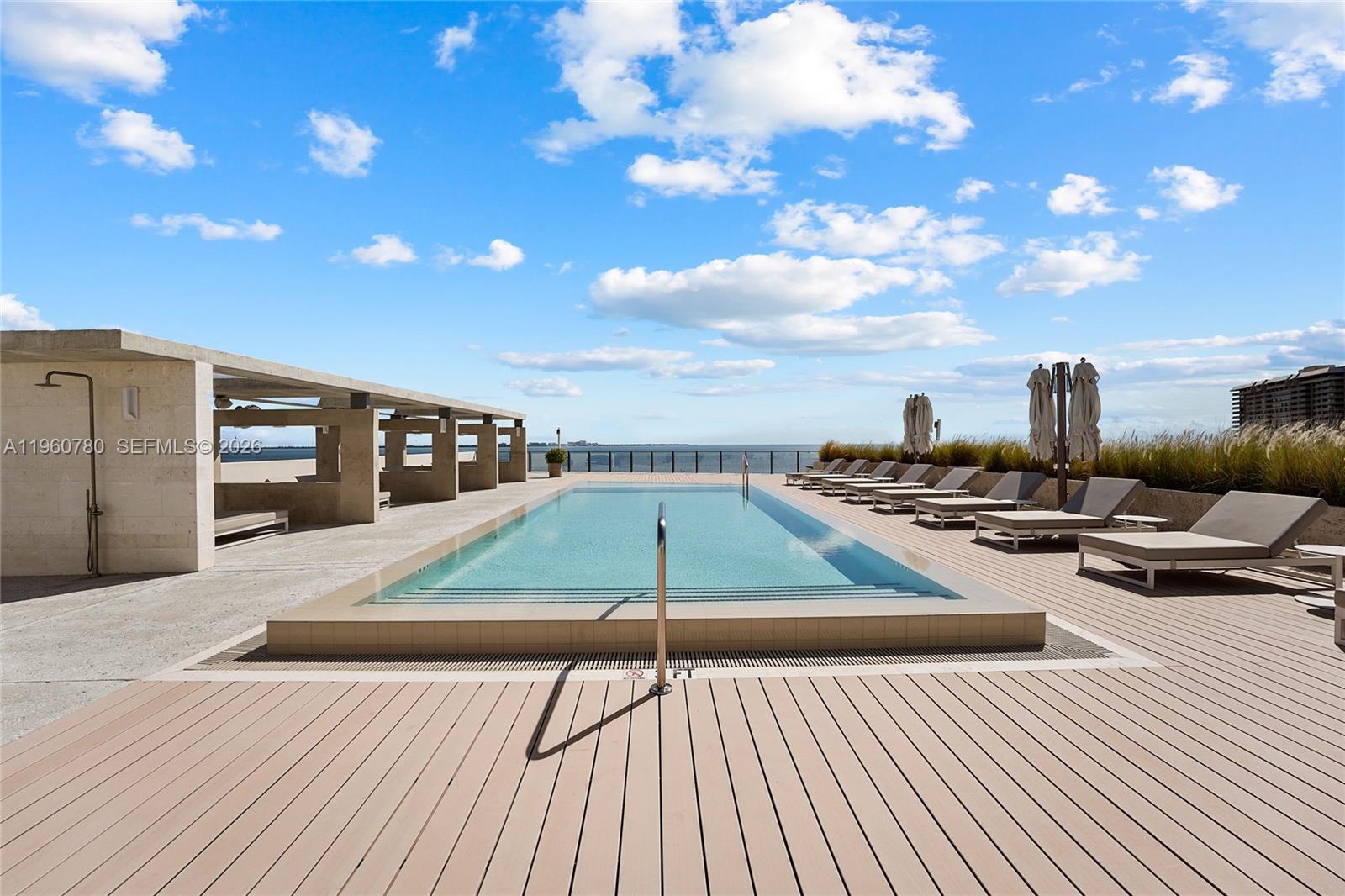 3581 E Glencoe St #605 Coconut Grove, FL 33133