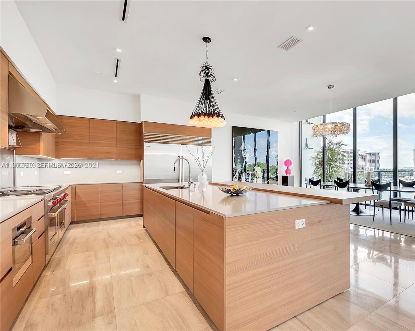 3581 E Glencoe St #605 Coconut Grove, FL 33133