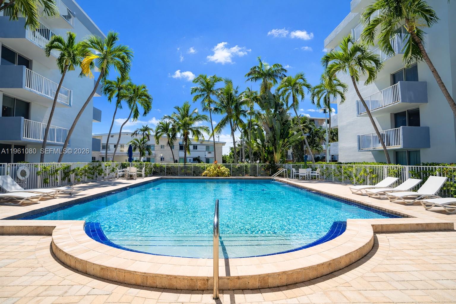 1801 S Treasure Dr #426 North Bay Village, FL 33141