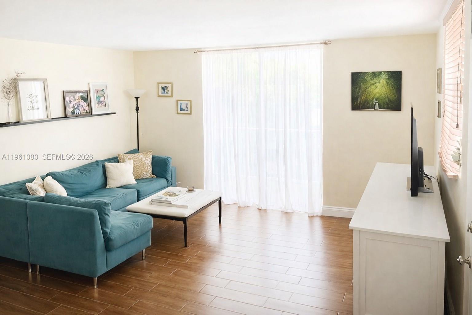 1801 S Treasure Dr #426 North Bay Village, FL 33141