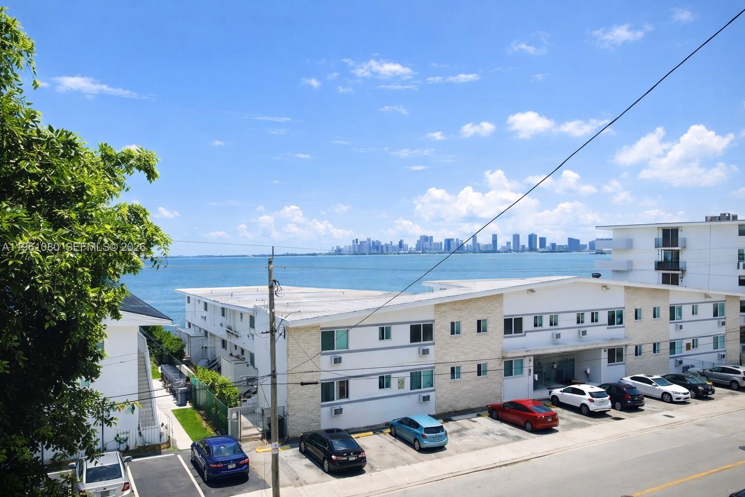 1801 S Treasure Dr #426 North Bay Village, FL 33141