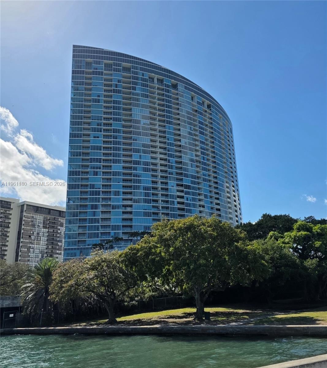 image Blue on the Bay99