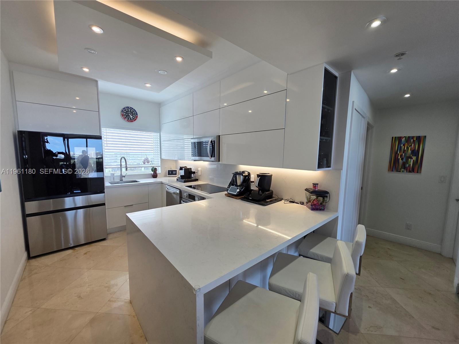 image Blue on the Bay29