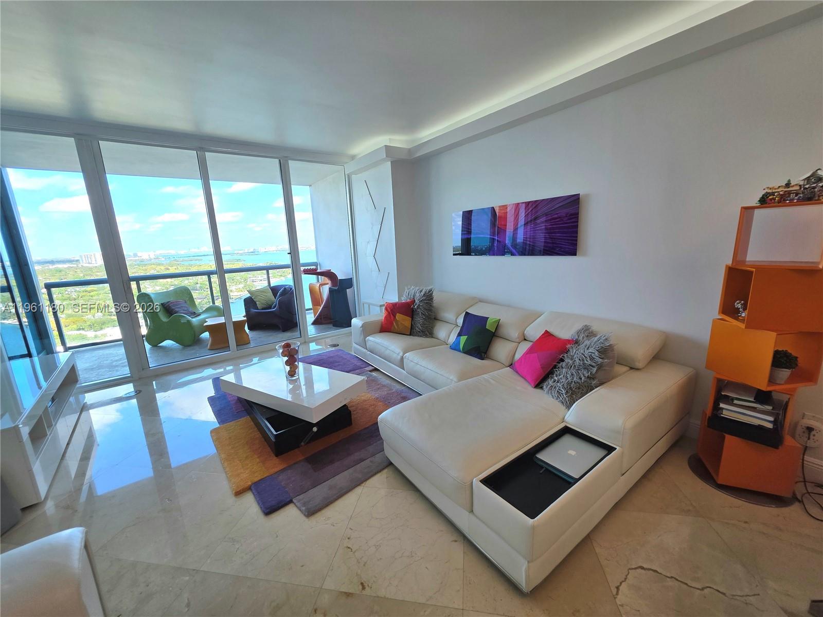 image Blue on the Bay40