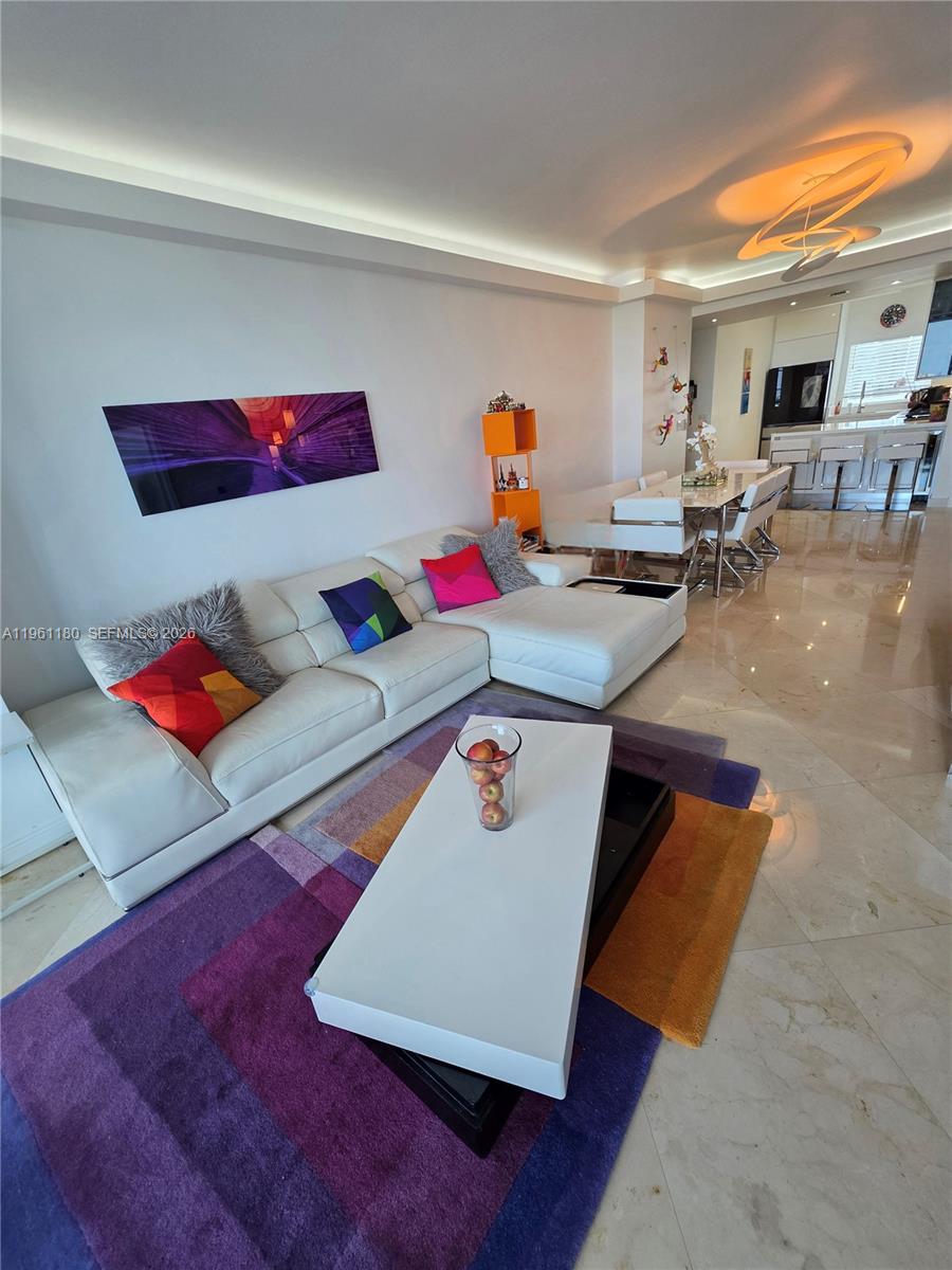 image Blue on the Bay43