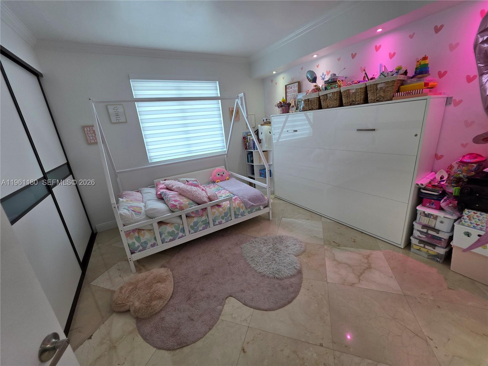 image Blue on the Bay54