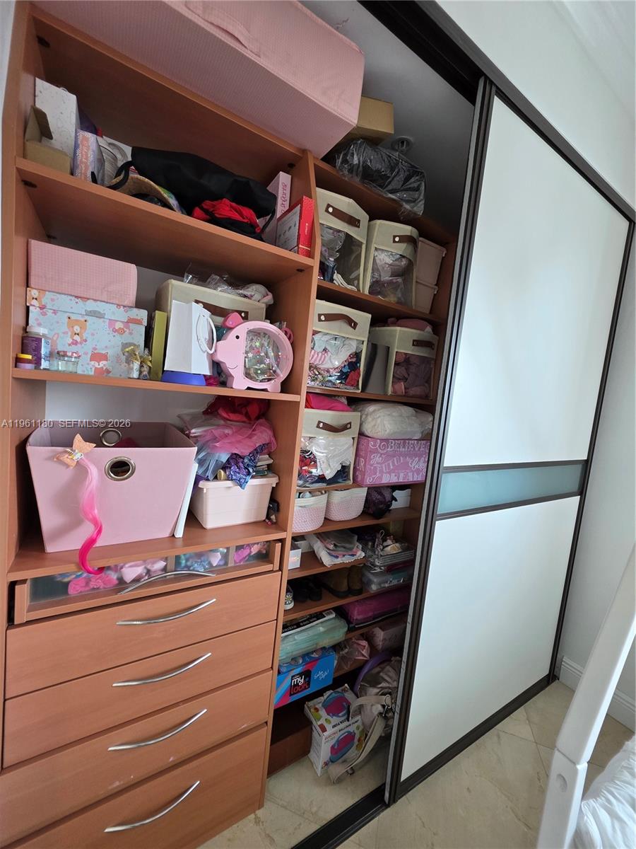 image Blue on the Bay62