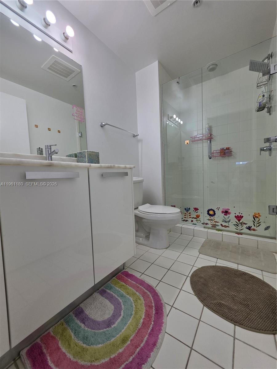 image Blue on the Bay63