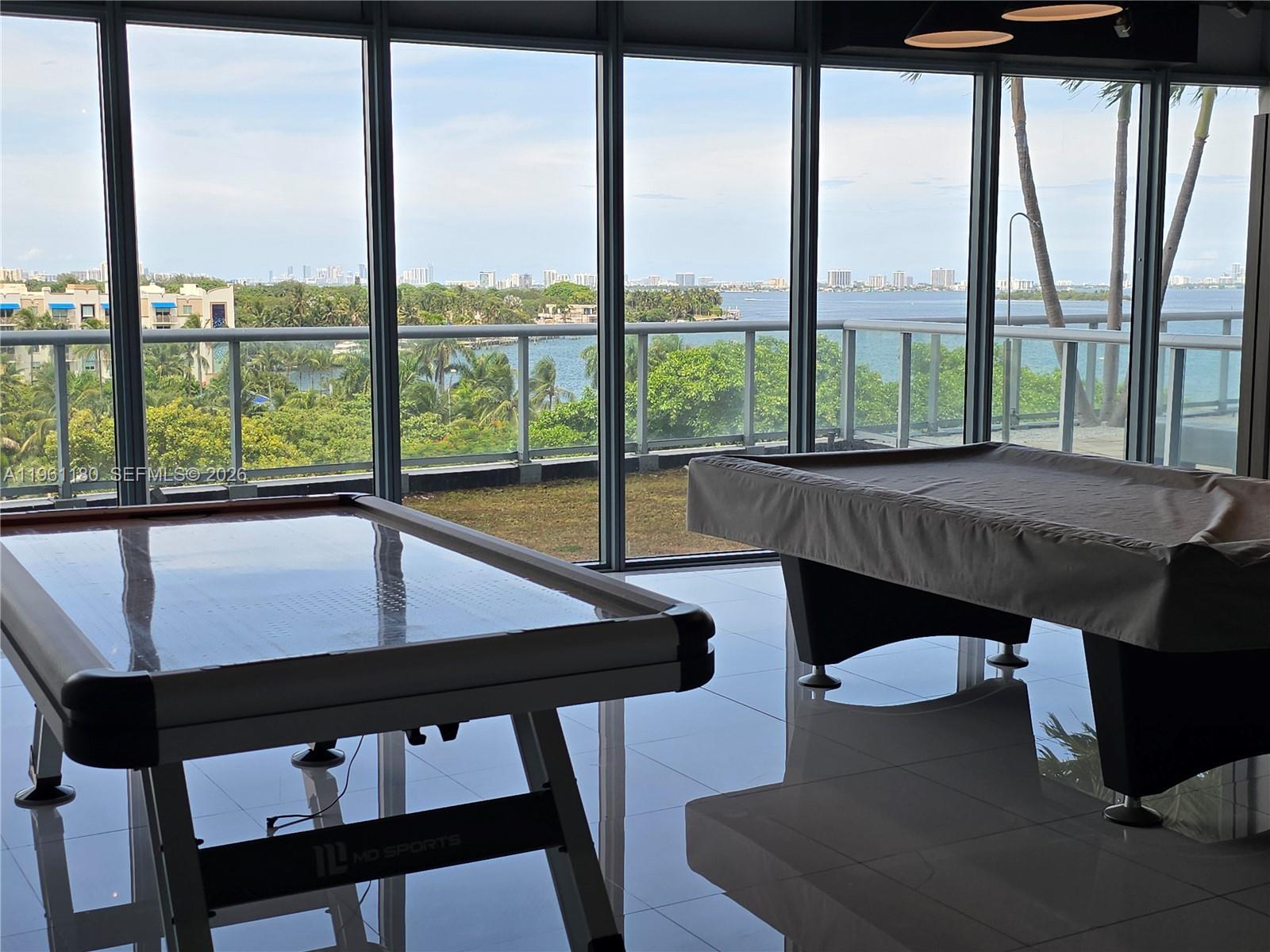 image Blue on the Bay84