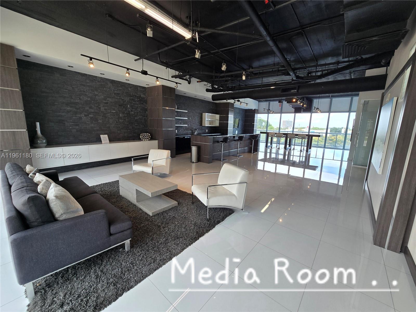 image Blue on the Bay93