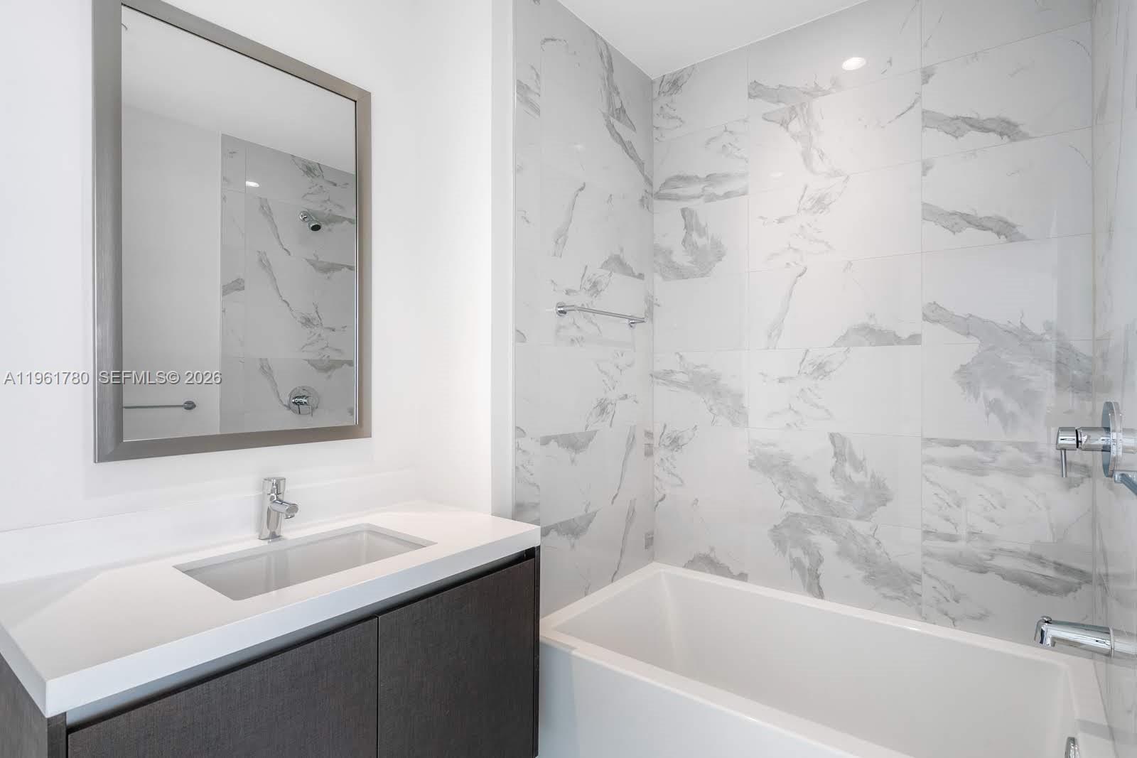 image Paramount Miami Worldcenter10