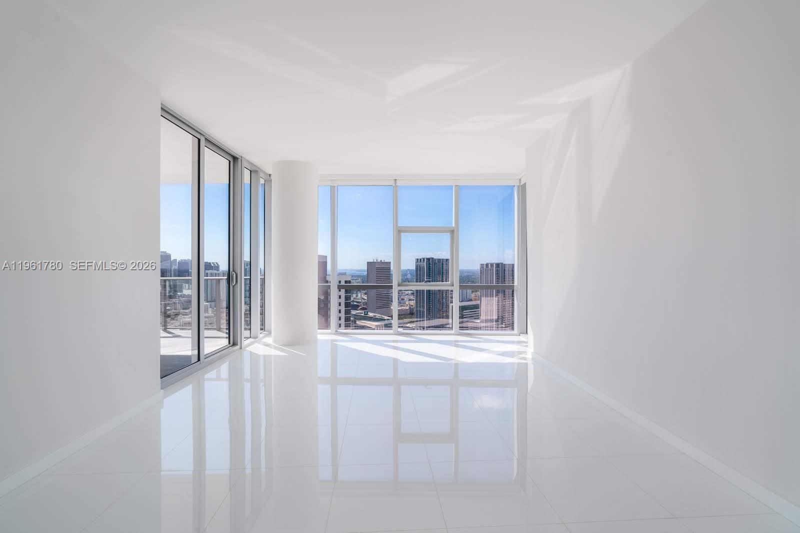 image Paramount Miami Worldcenter11