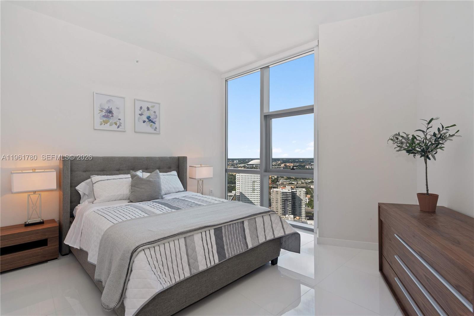 image Paramount Miami Worldcenter20