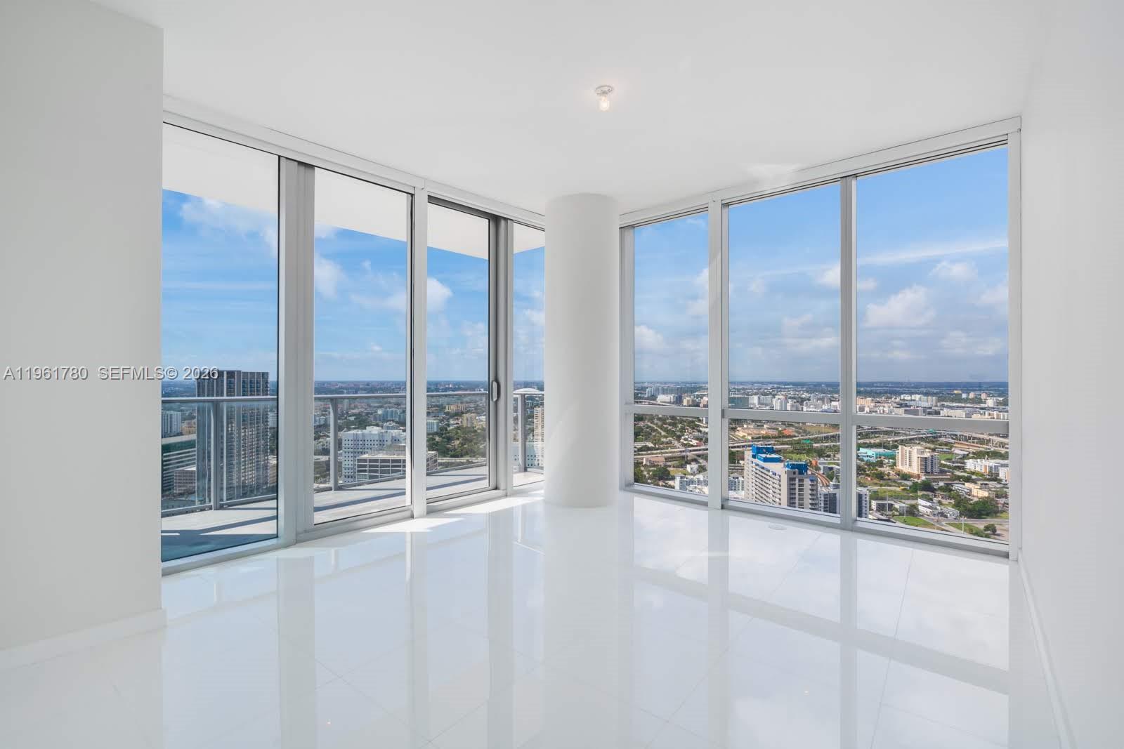 image Paramount Miami Worldcenter5