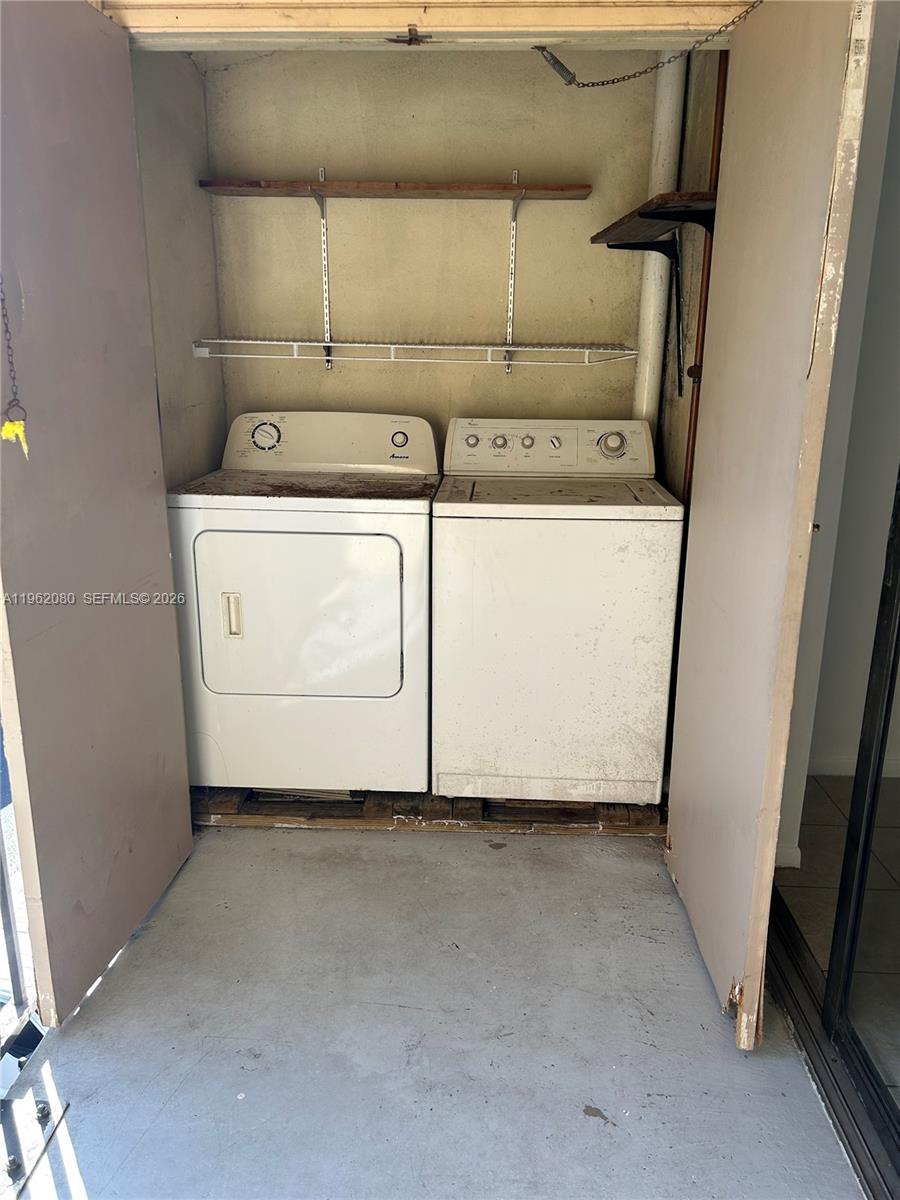 14311 N Kendall Dr #402A Miami, FL 33186