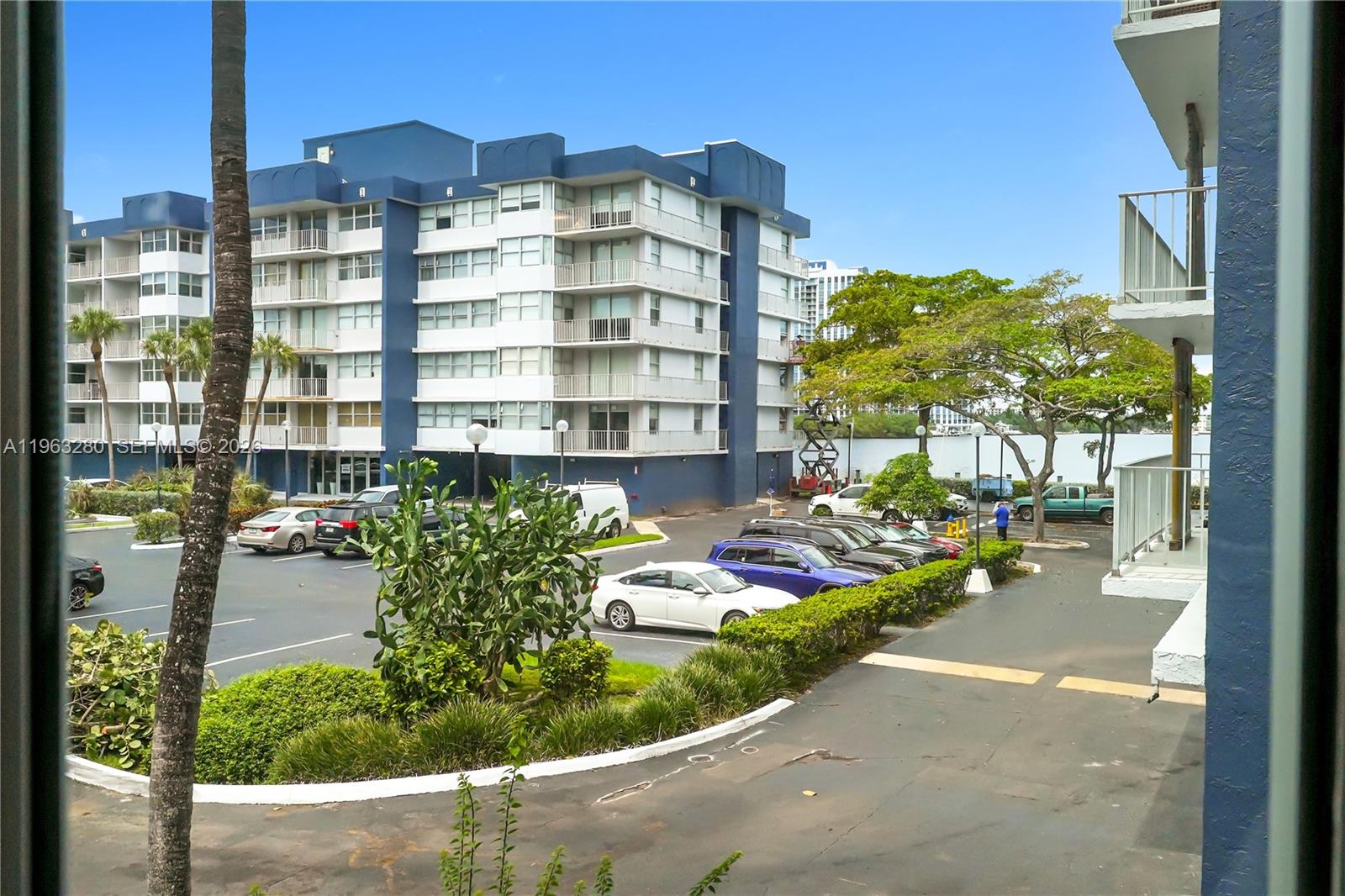 16558 NE 26th Ave #2A North Miami Beach, FL 33160