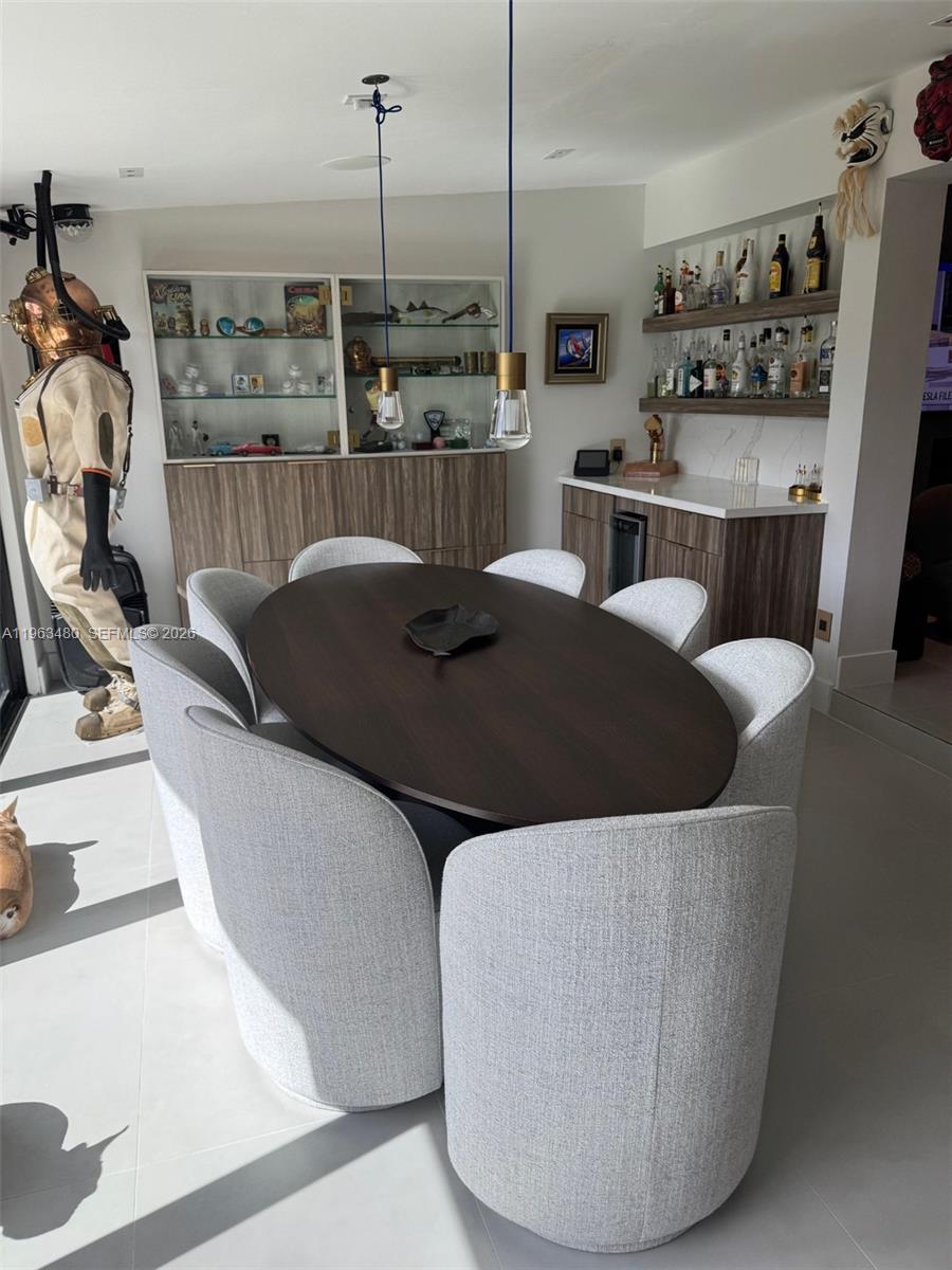 2543 Gulfstream Ln Fort Lauderdale, FL 33312