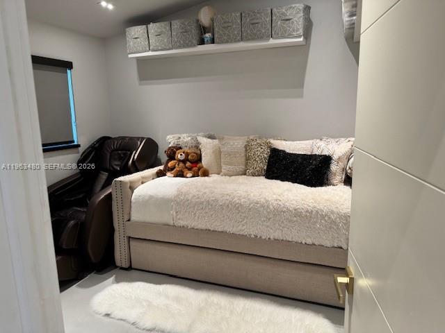 2543 Gulfstream Ln Fort Lauderdale, FL 33312