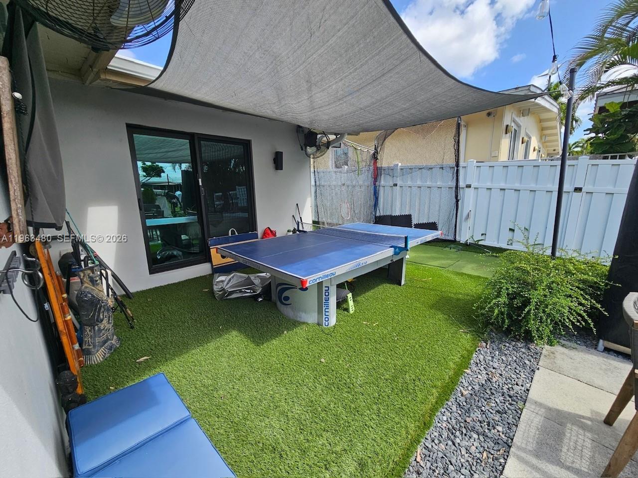 2543 Gulfstream Ln Fort Lauderdale, FL 33312