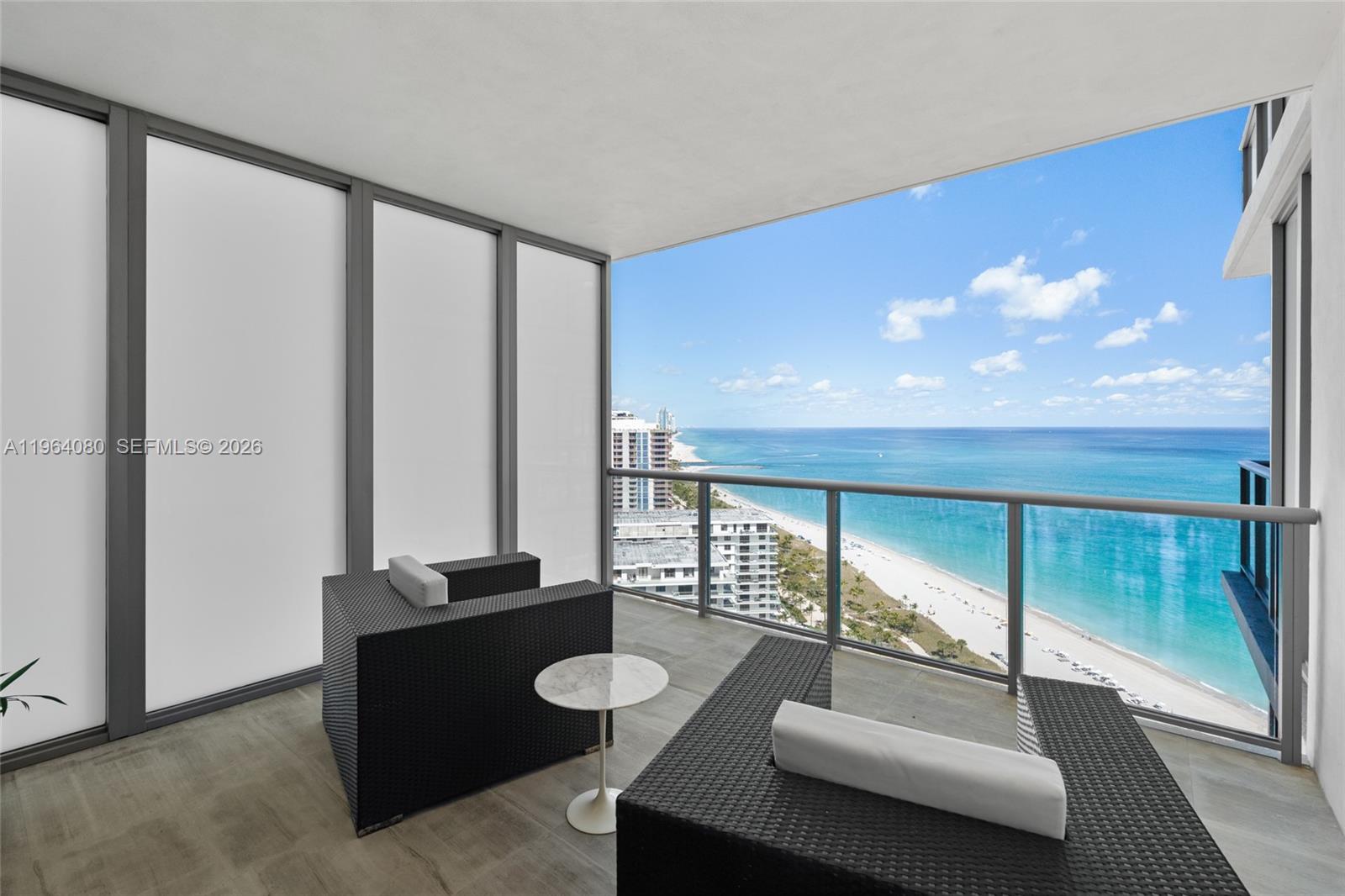 image St Regis Bal Harbour Center12