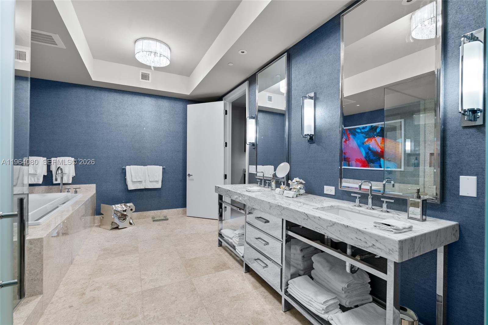 image St Regis Bal Harbour Center13