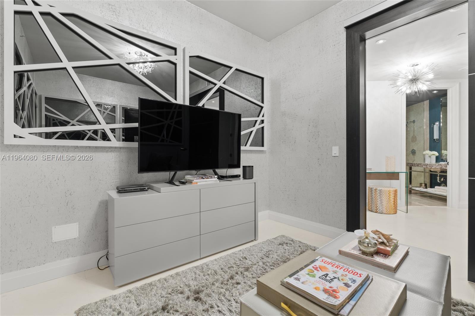 image St Regis Bal Harbour Center24