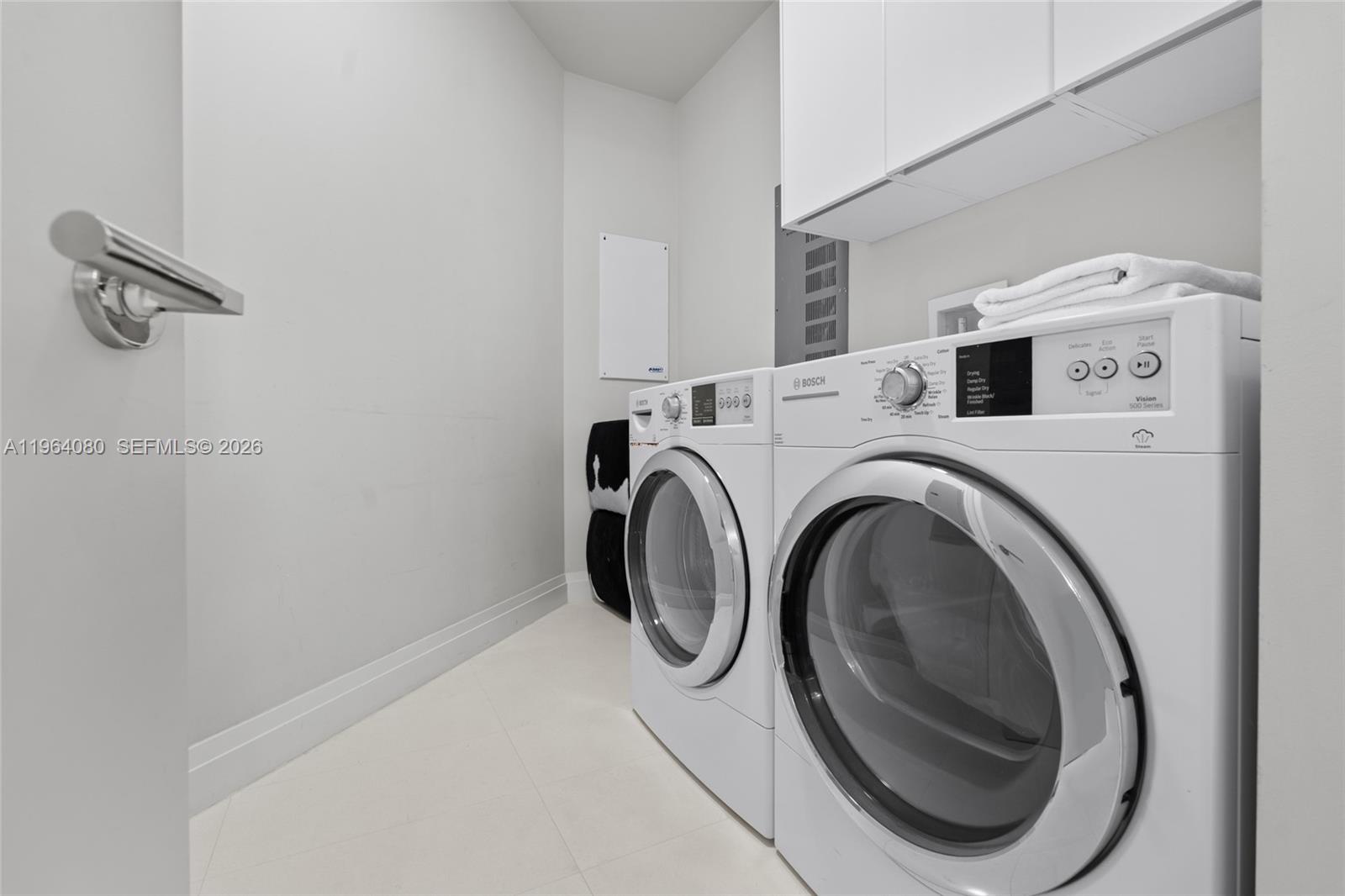 image St Regis Bal Harbour Center29