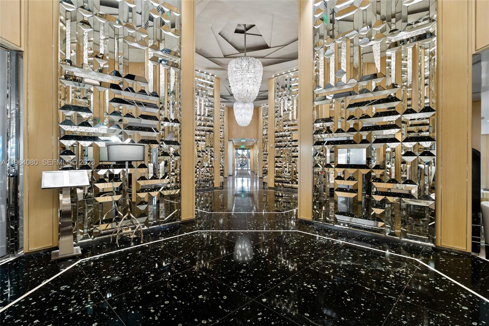 image St Regis Bal Harbour Center38