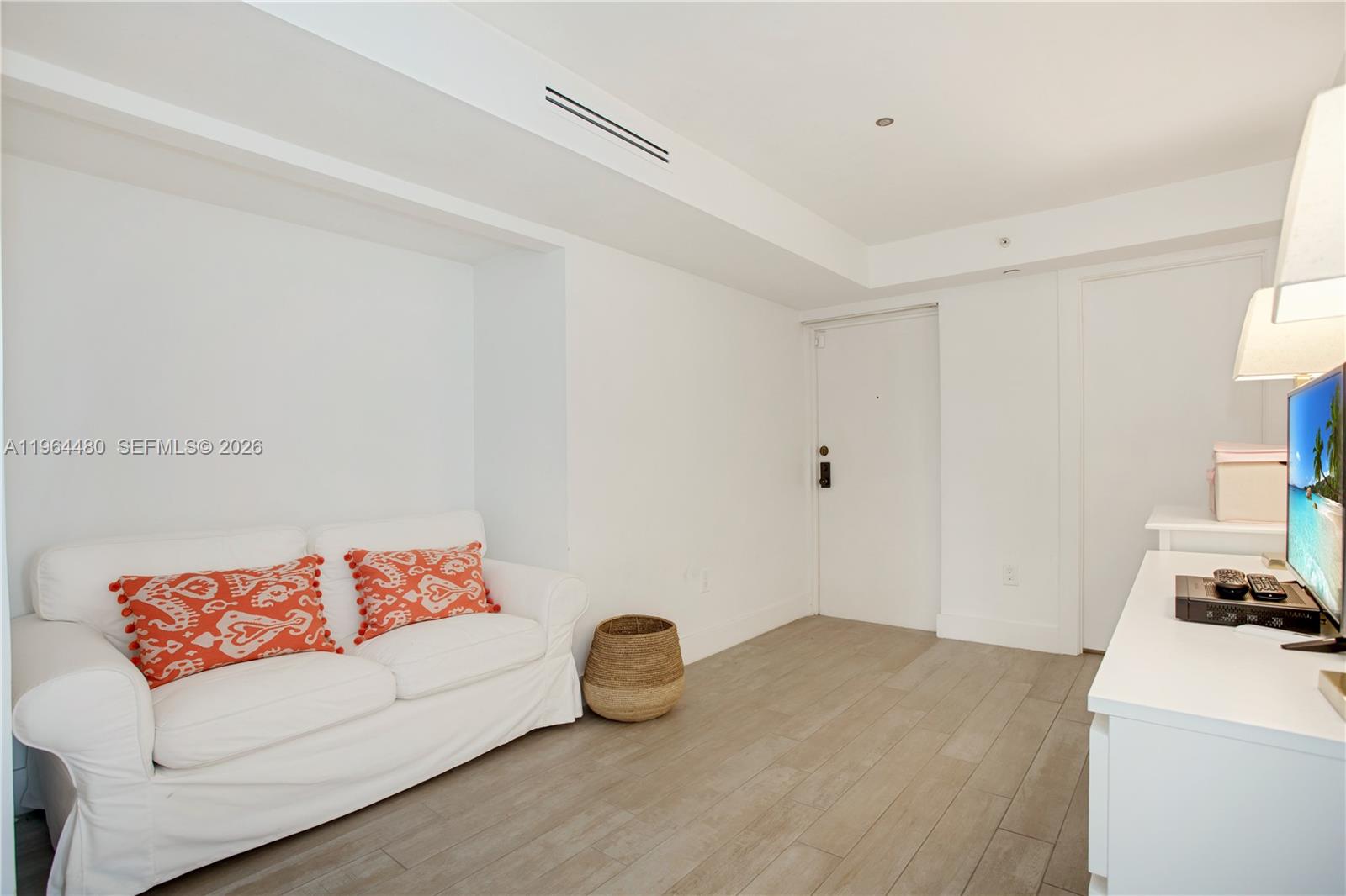 1700 S Bayshore Ln #3A Coconut Grove, FL 33133