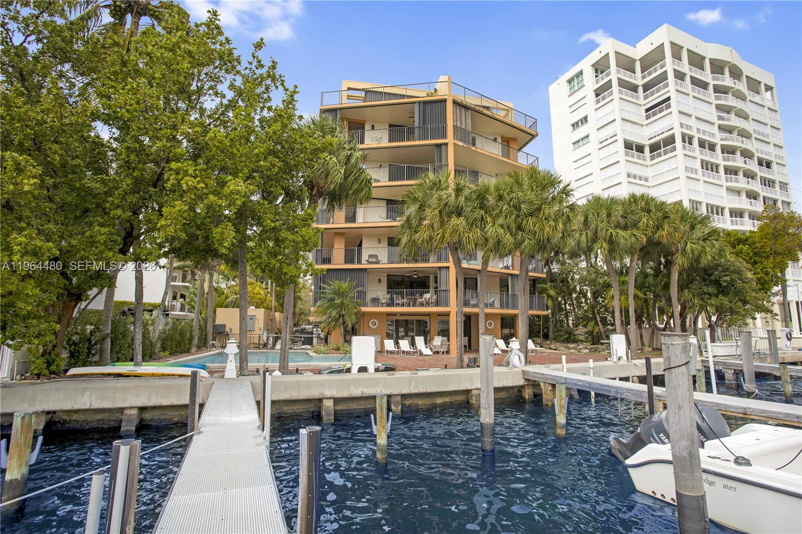 1700 S Bayshore Ln #3A Coconut Grove, FL 33133