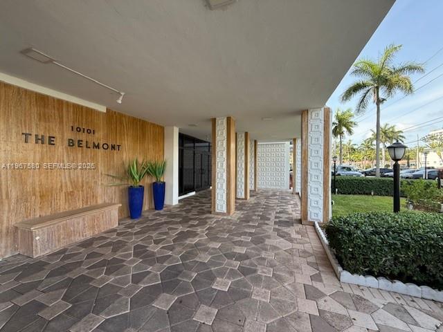 10101 E Bay Hbr Dr #401 Bay Harbor Islands, FL 33154