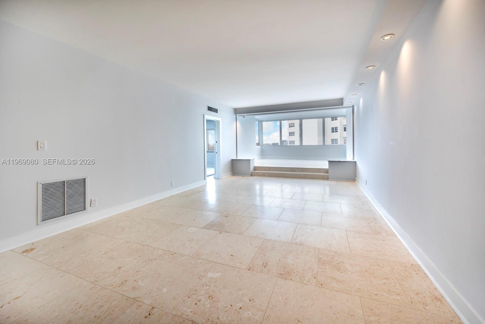 333 Sunset Dr #804 Fort Lauderdale, FL 33301