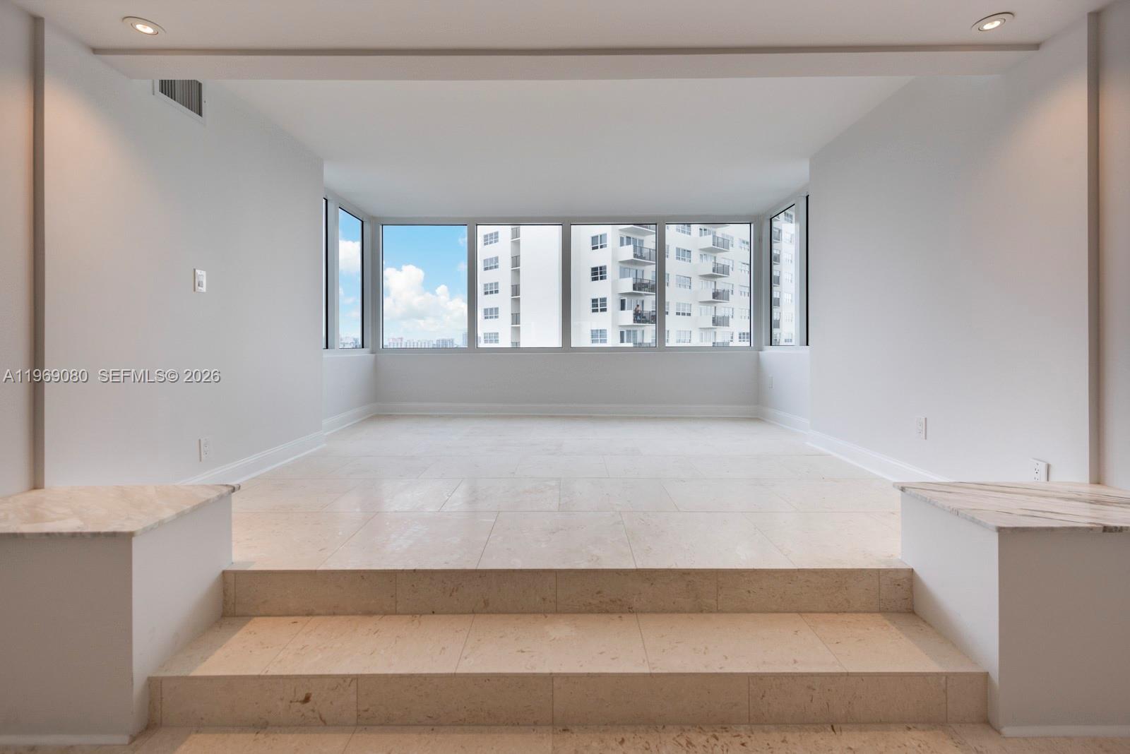 333 Sunset Dr #804 Fort Lauderdale, FL 33301