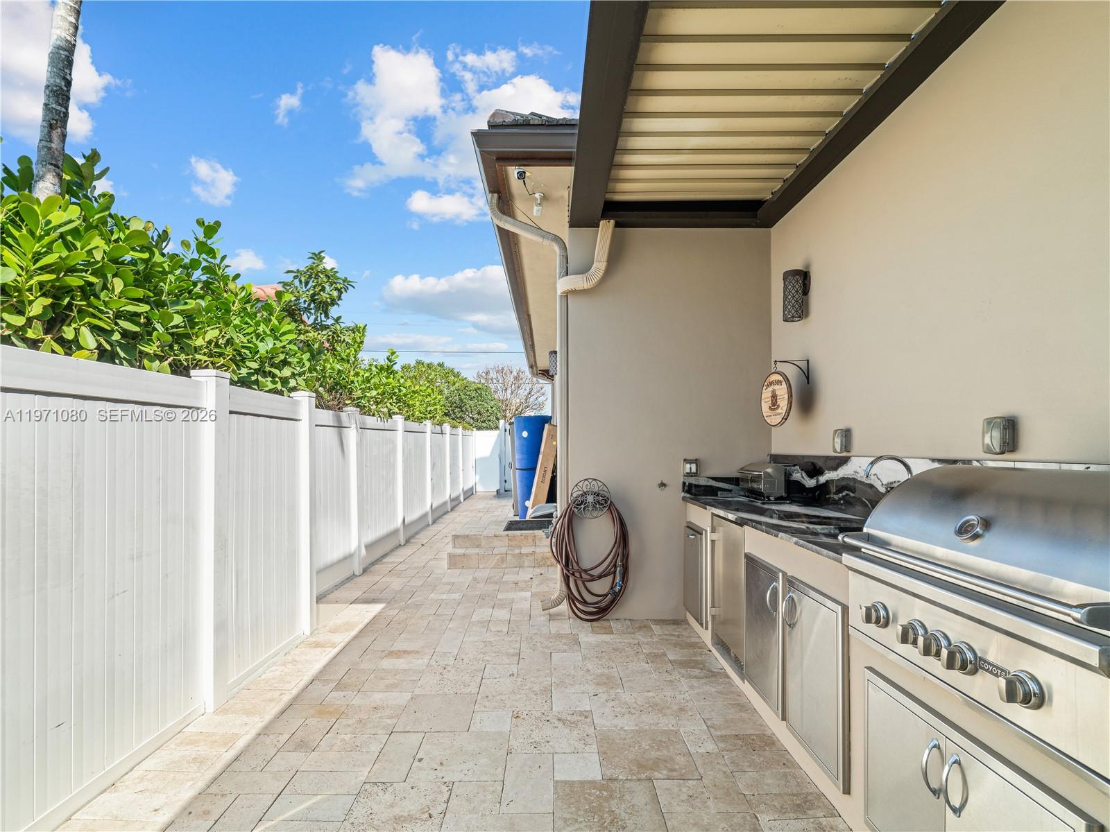 2512 SE 9th St Pompano Beach, FL 33062