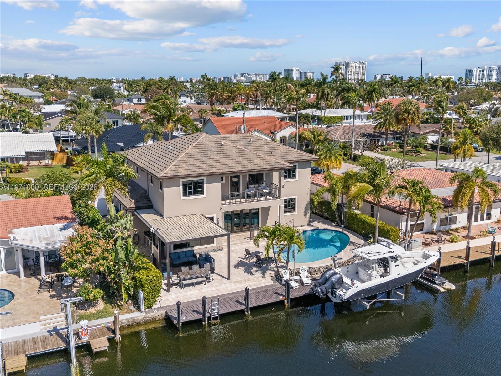 2512 SE 9th St Pompano Beach, FL 33062