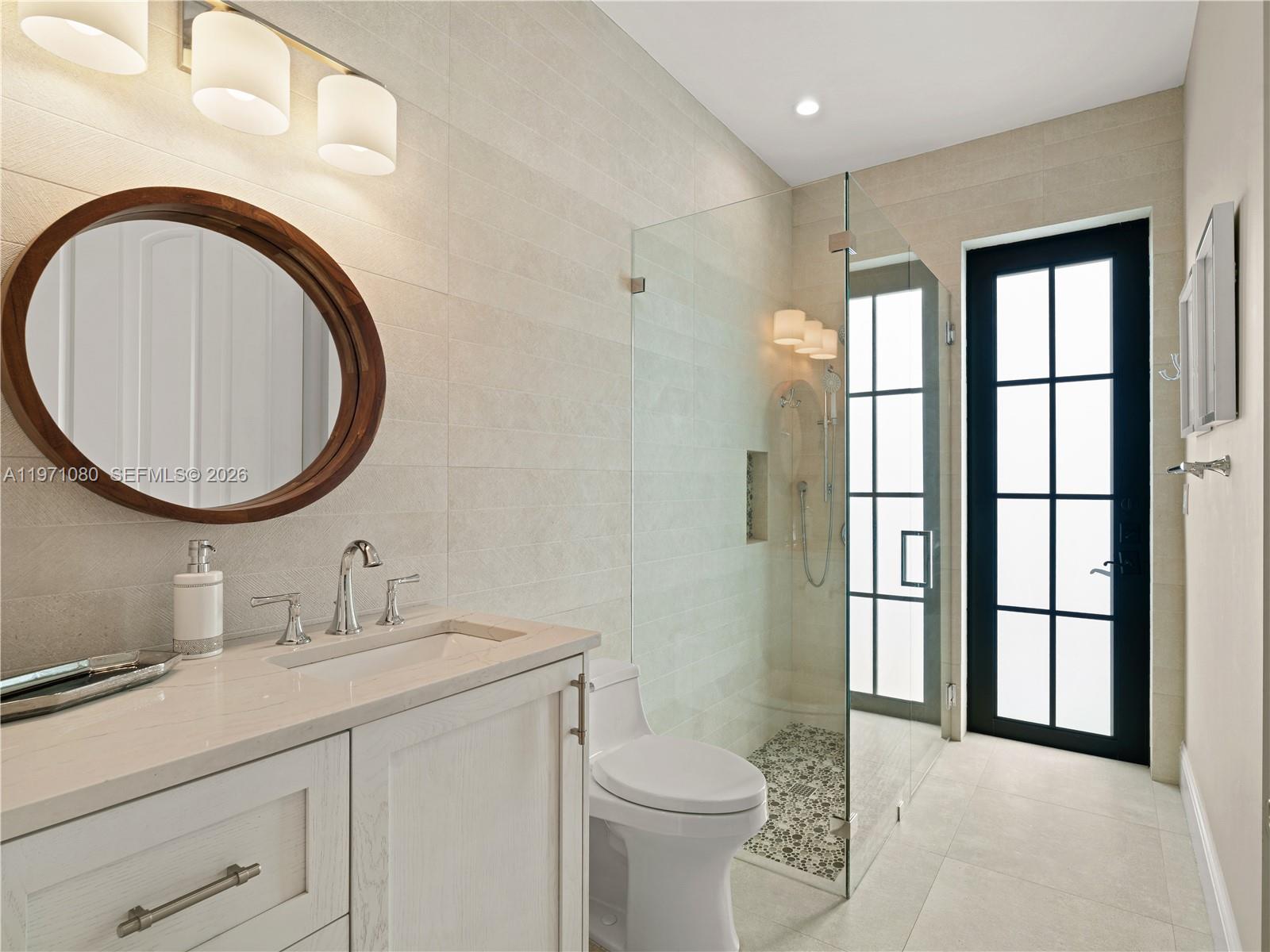 2512 SE 9th St Pompano Beach, FL 33062