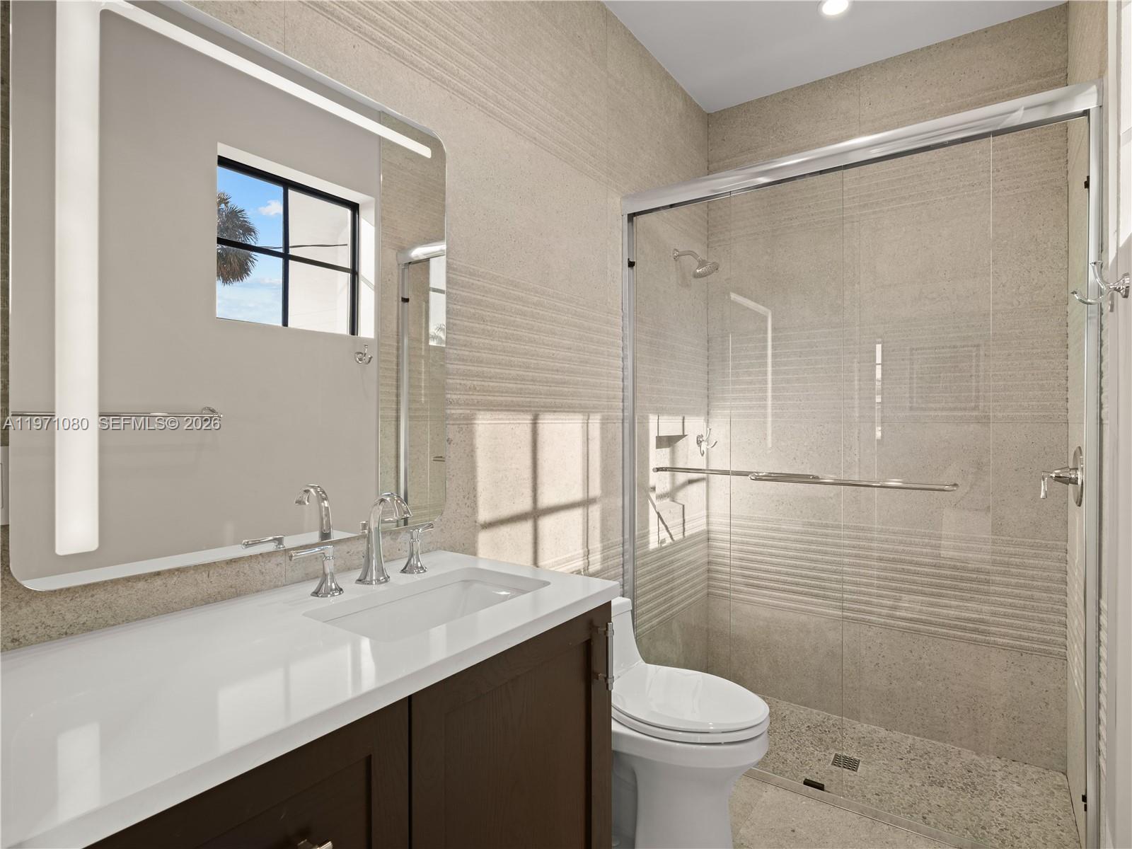 2512 SE 9th St Pompano Beach, FL 33062