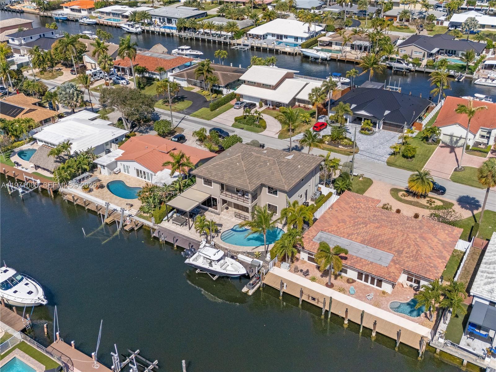 2512 SE 9th St Pompano Beach, FL 33062