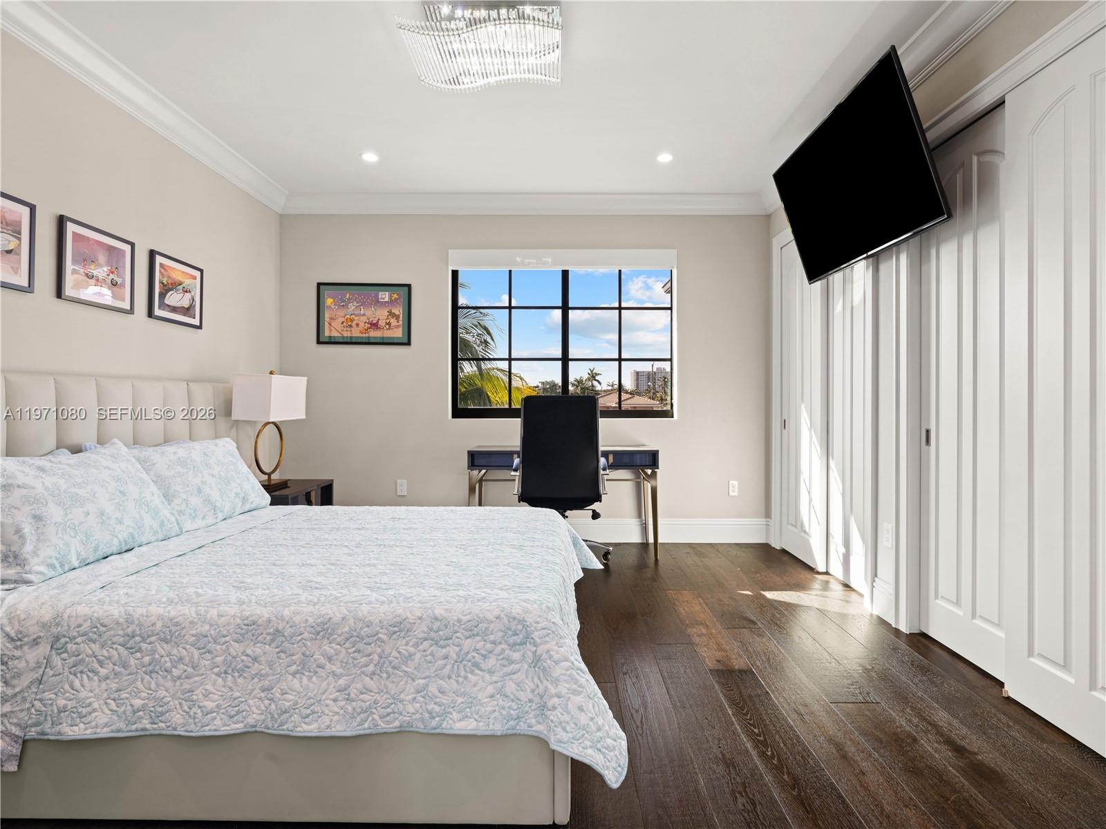 2512 SE 9th St Pompano Beach, FL 33062