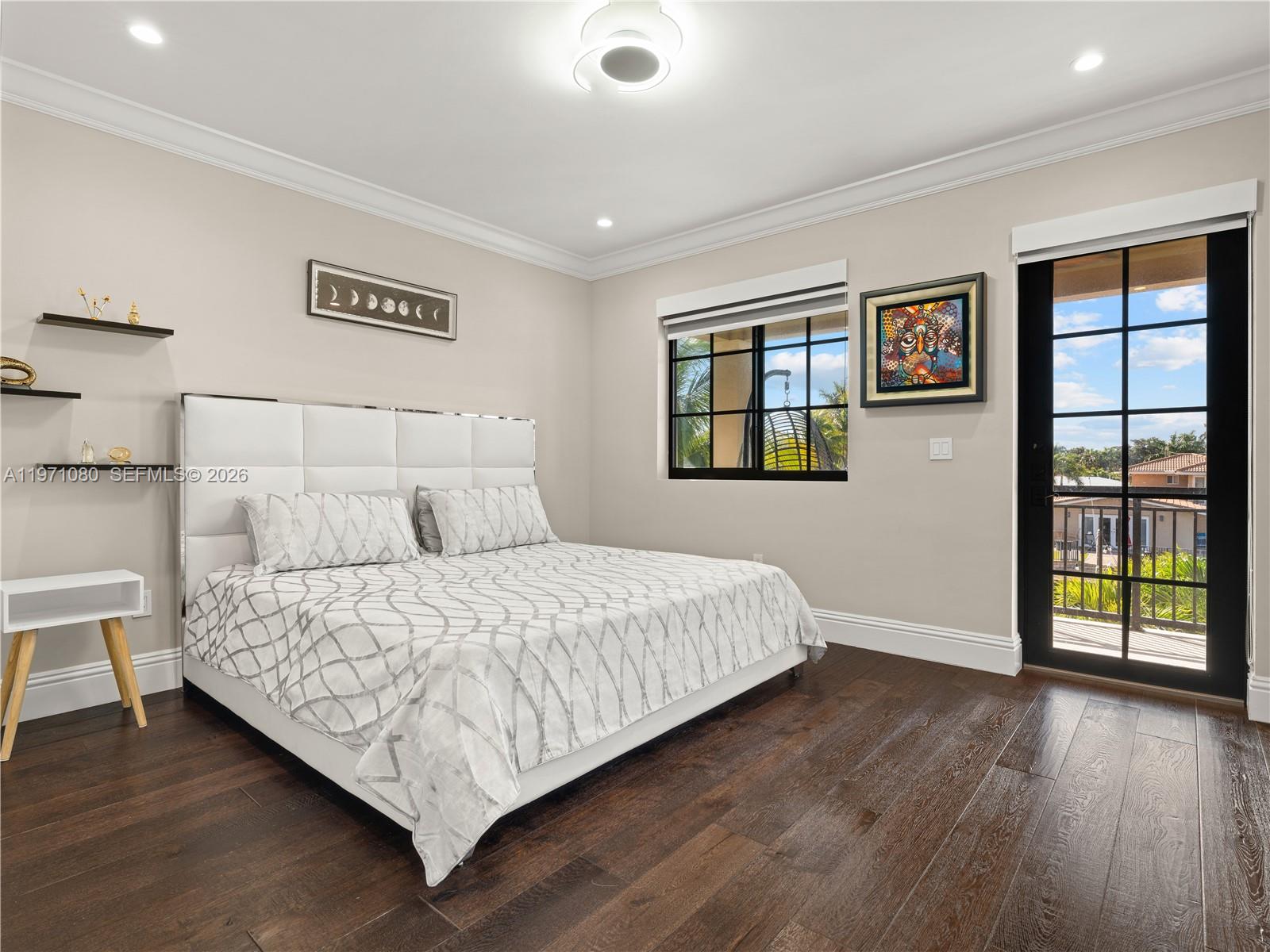 2512 SE 9th St Pompano Beach, FL 33062