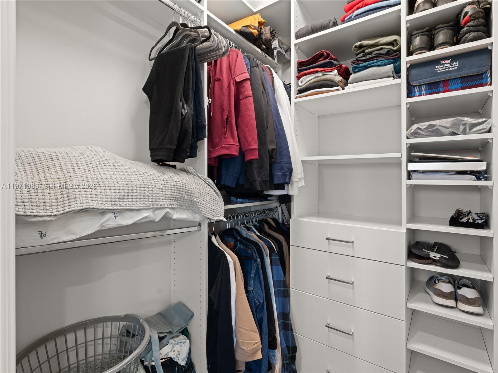 2512 SE 9th St Pompano Beach, FL 33062